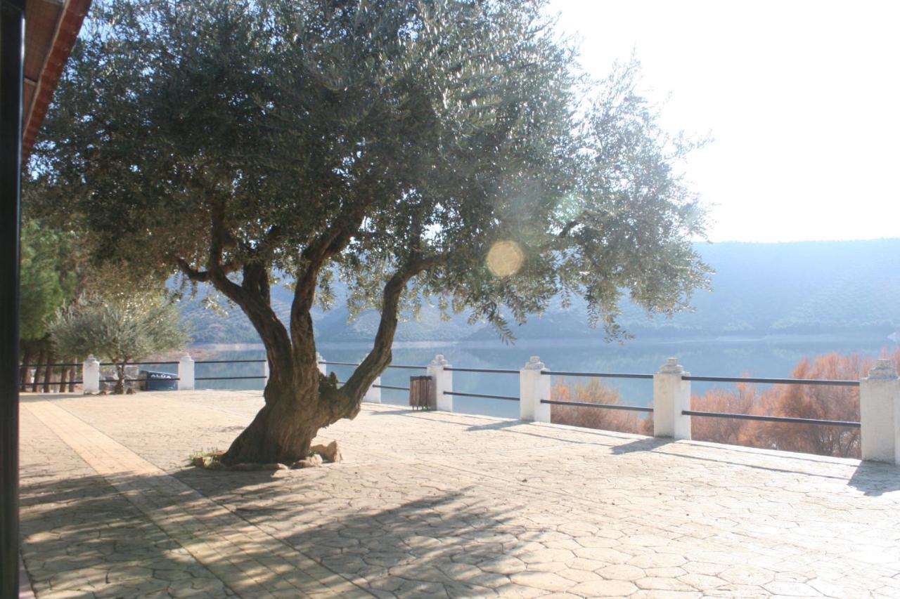 Centro De Ocio Alua Casa Rural Iznajar Lago De Andalucia 외부 사진